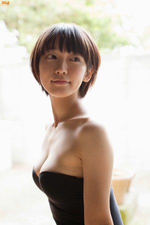 [Bomb.TV] Ausgabe Oktober 2014 Riho Yoshioka