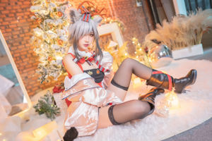 [Célébrité Internet COSER photo] Zhou Ji est un joli lapin de Noël avec des oreilles de bête en soie noire
