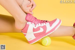 [丽柜 LiGui] นางแบบยุนอา "Basketball Girl Badminton Series" ขาสวยและรูปถ่ายเท้าหยก