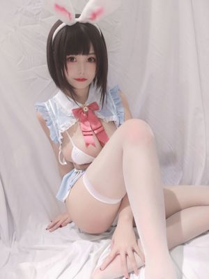 [Ảnh cosplay] Cô em gái dễ thương Honey Cat Qiu-Little White Rabbit Selfie