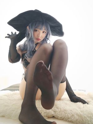 Coser Wen Mei ist unvernünftig "The Witch"
