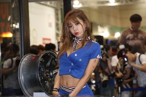 Xu Yunmei "2014 Seúl Motor Show" colección de serie de uniformes de asistente de vuelo